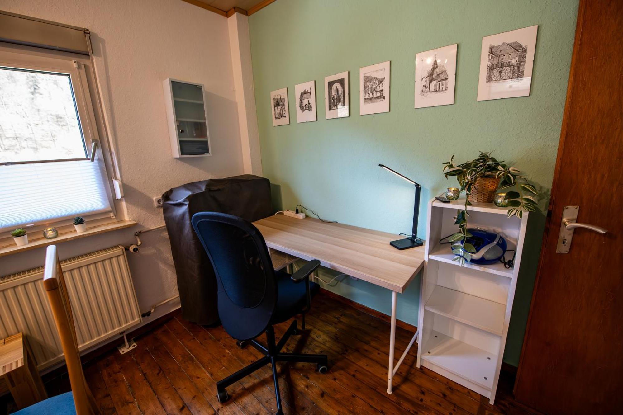 Schoene Ferienwohnung In Ruhiger Lage Altena Exterior foto